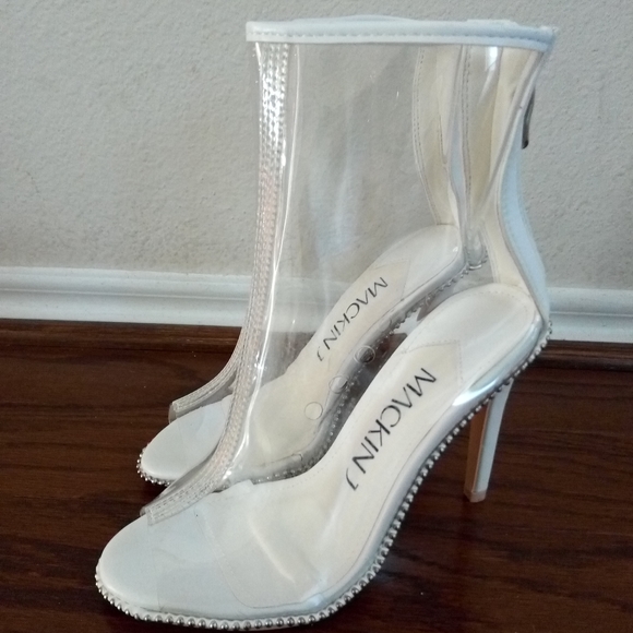 Clear/White bootie, peep toe - Picture 7 of 9
